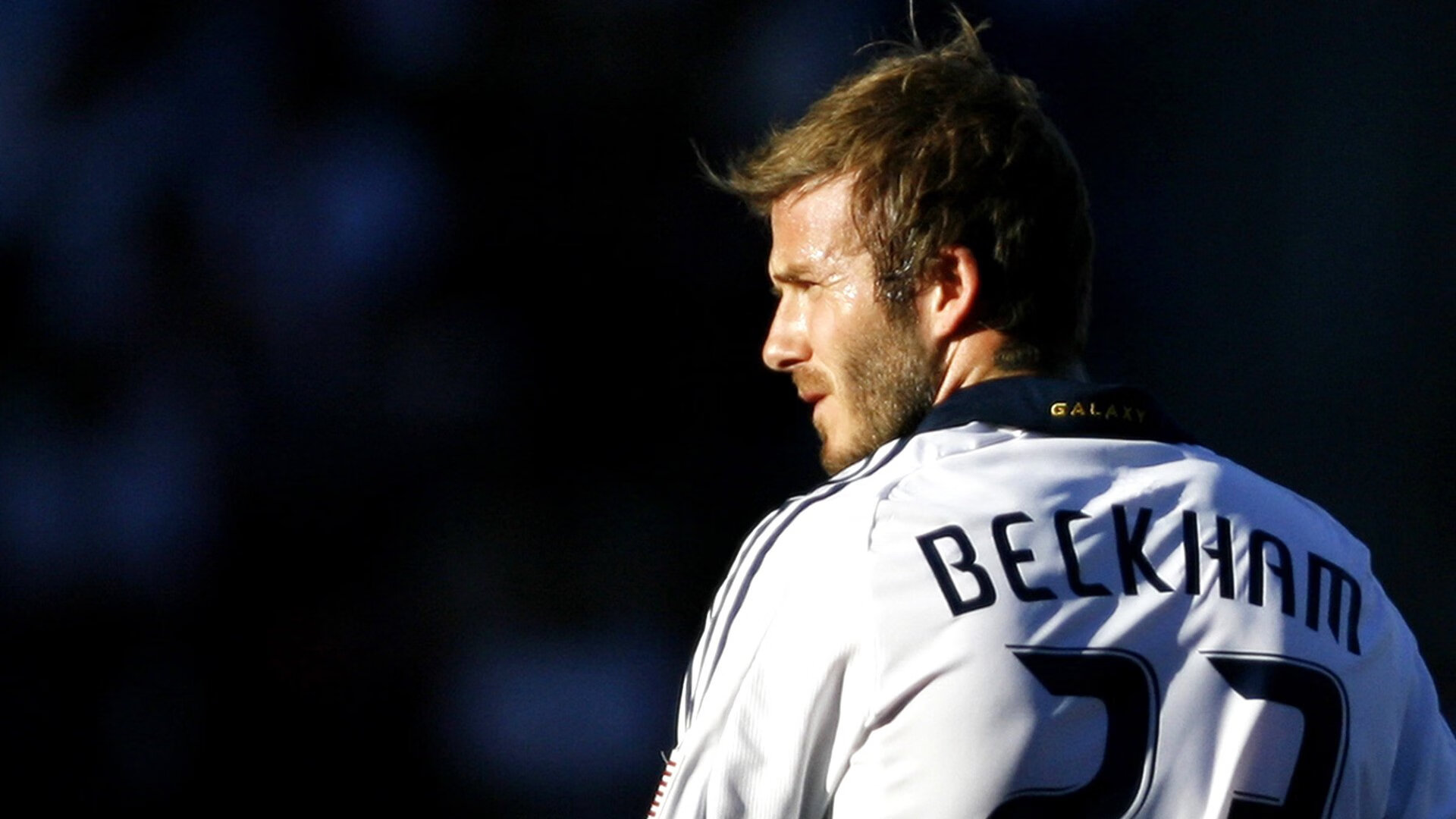 Ning意外战胜日本队，刷新纪录引爆全场！上演精彩一战